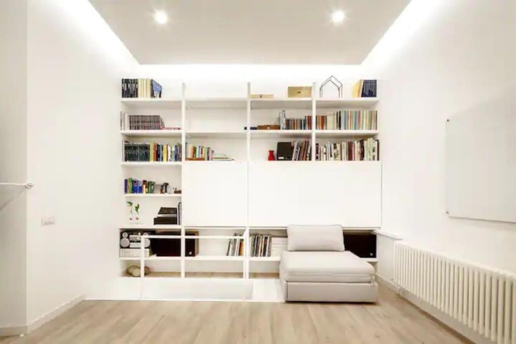 Apartment Vsg25 Nel Centro Di Cagliari Zewnętrze zdjęcie