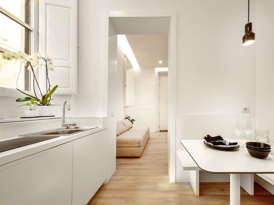 Apartment Vsg25 Nel Centro Di Cagliari Zewnętrze zdjęcie