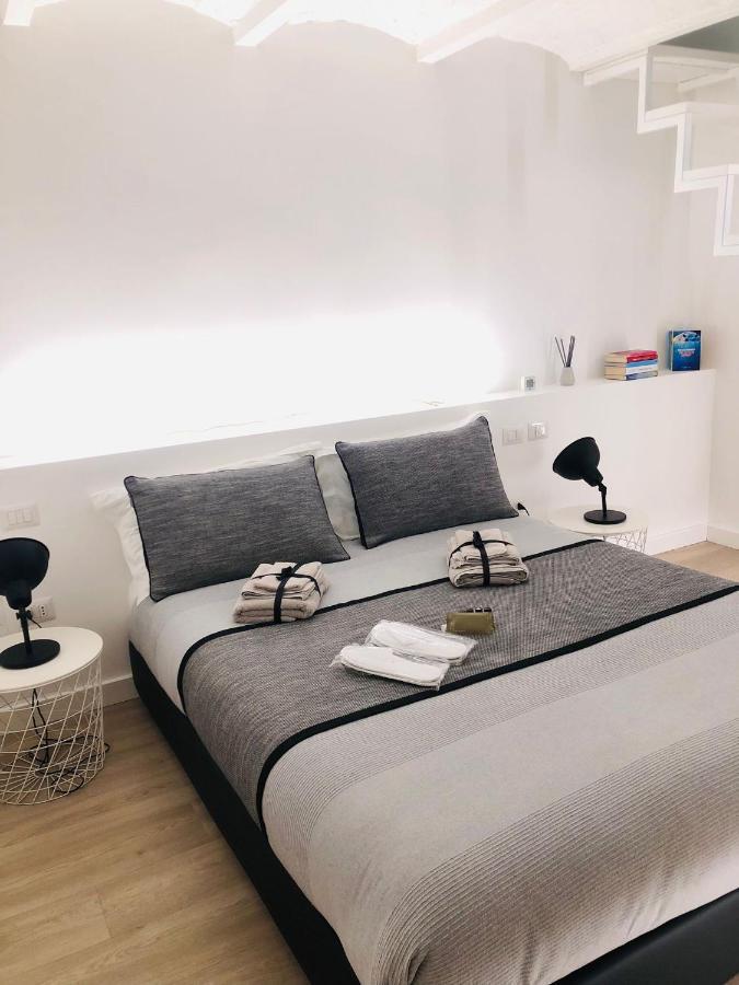 Apartment Vsg25 Nel Centro Di Cagliari Zewnętrze zdjęcie